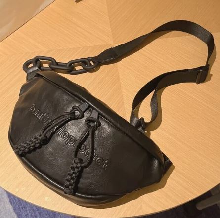 W&W - Leder-Brusttasche