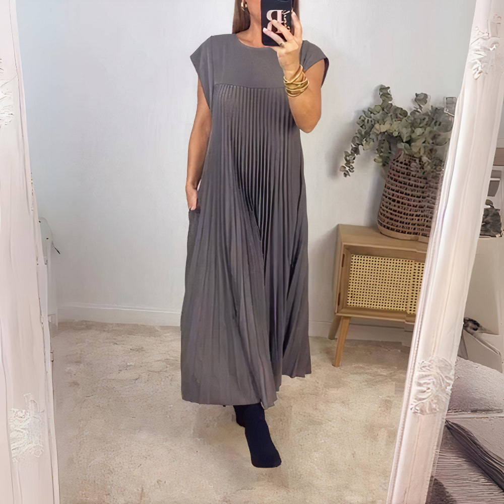 WW | Schicke Plissierte Sommerkleid Mit Einer Schmeichelhaften Passform