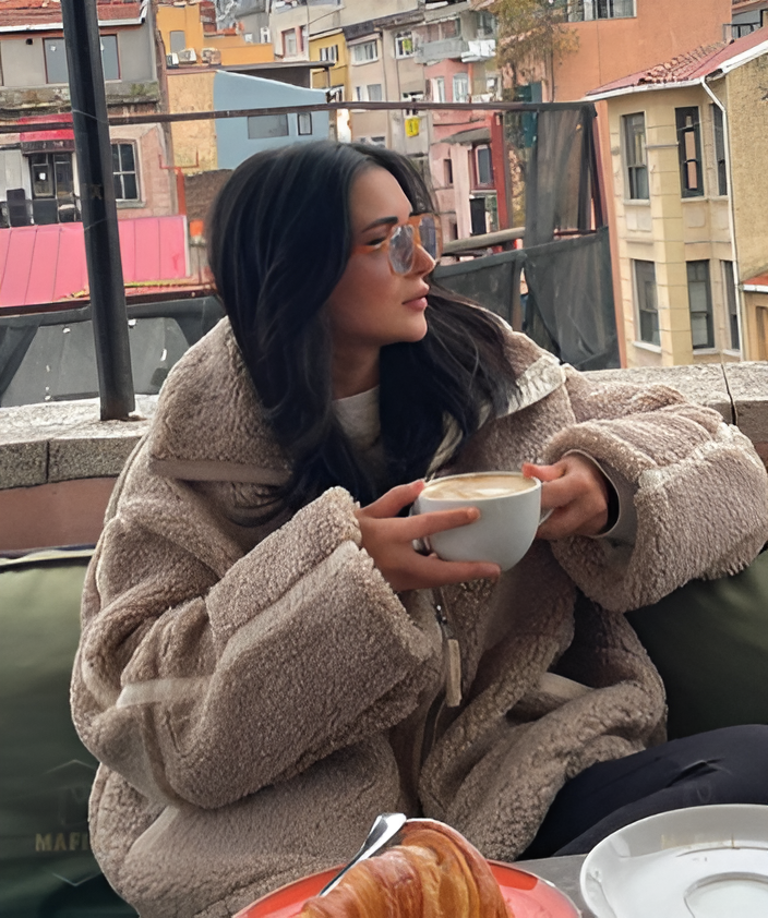 WW | Douillet Teddy Jacket Cream for Elegant Comfort