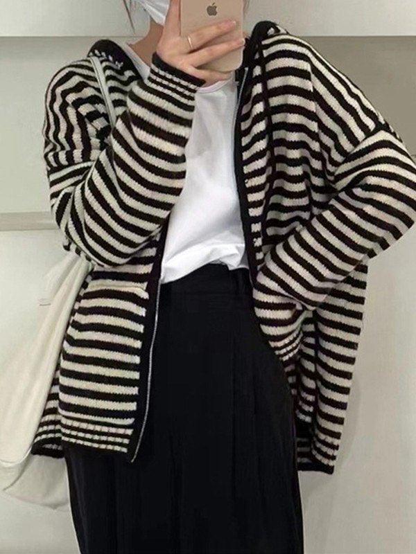 WW | Cozy striped hooded cardigan with zipper