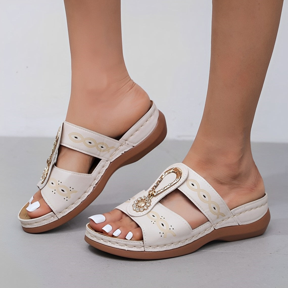 WW | Orthopedic Sandals