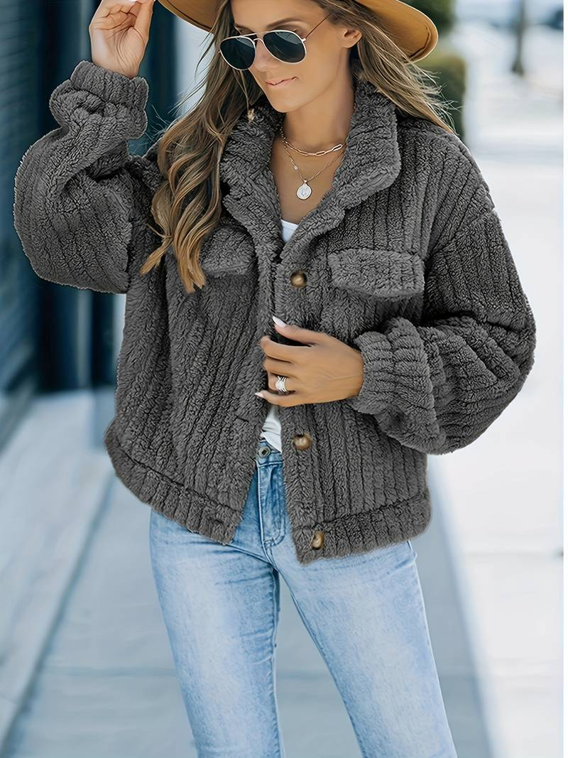 WW | Women's Faux Fur Jacket - Oversized Fit - Lapel Collar - Button Closure - Warm & Cozy