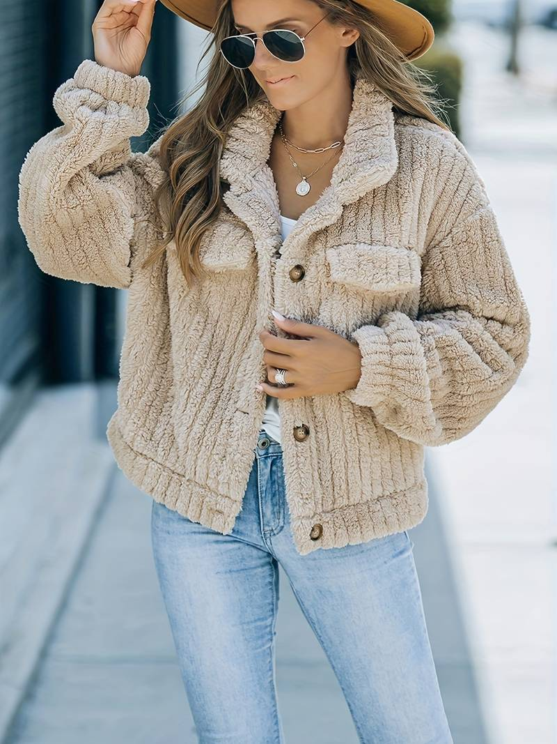 WW | Women's Faux Fur Jacket - Oversized Fit - Lapel Collar - Button Closure - Warm & Cozy