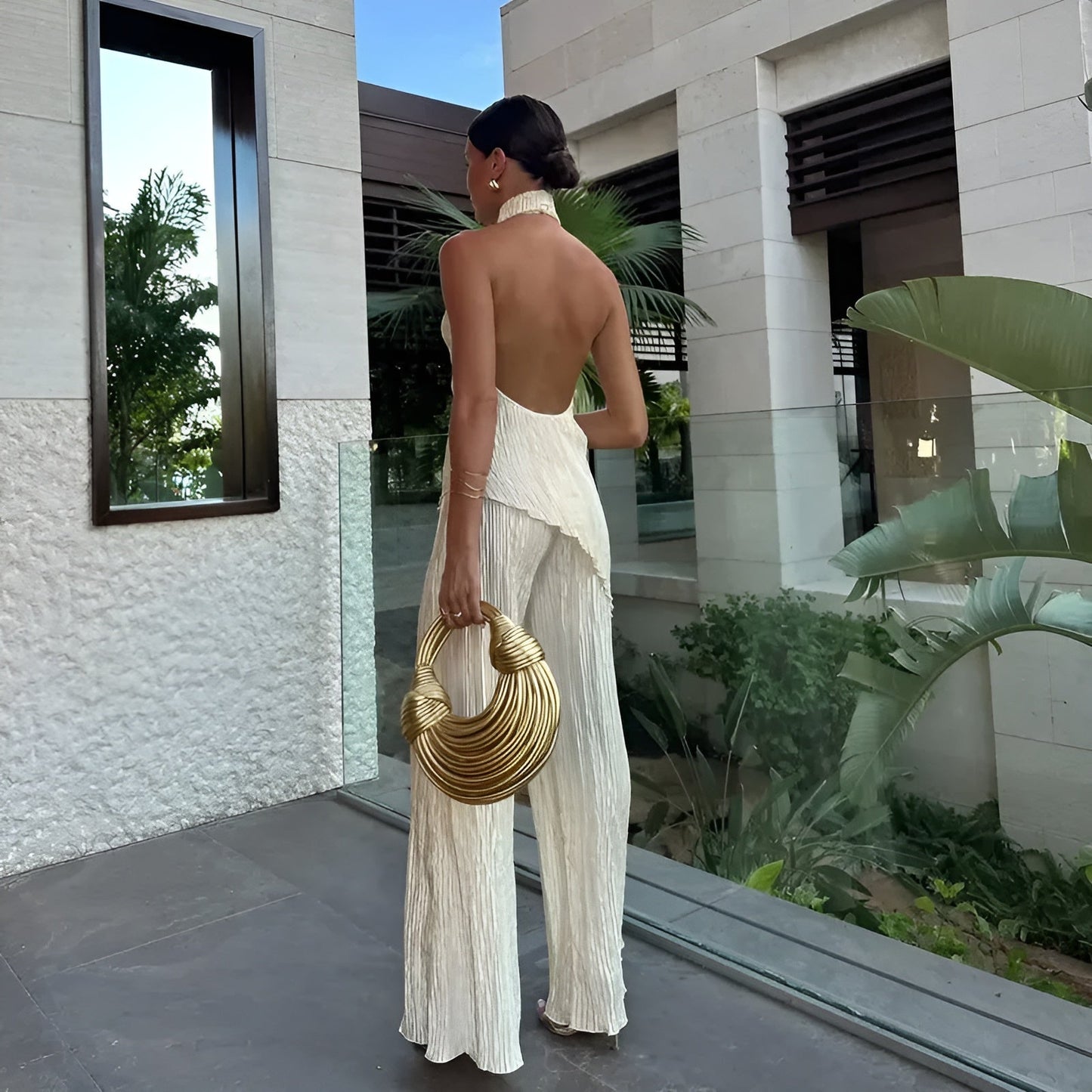 Hazel | Asymmetrisches Halter-Crop-Top mit weitem Hosen-Set