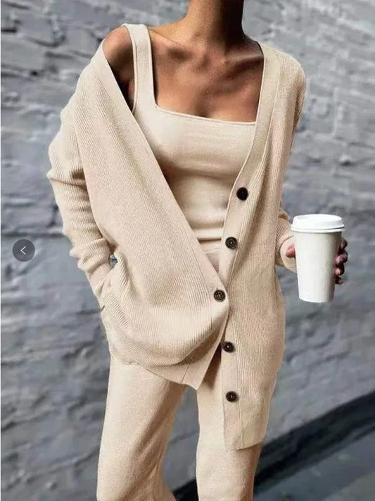 WW | Strickjacke Aus Wolle-Mischung Entspannte Passform Knöpfe und Taschen
