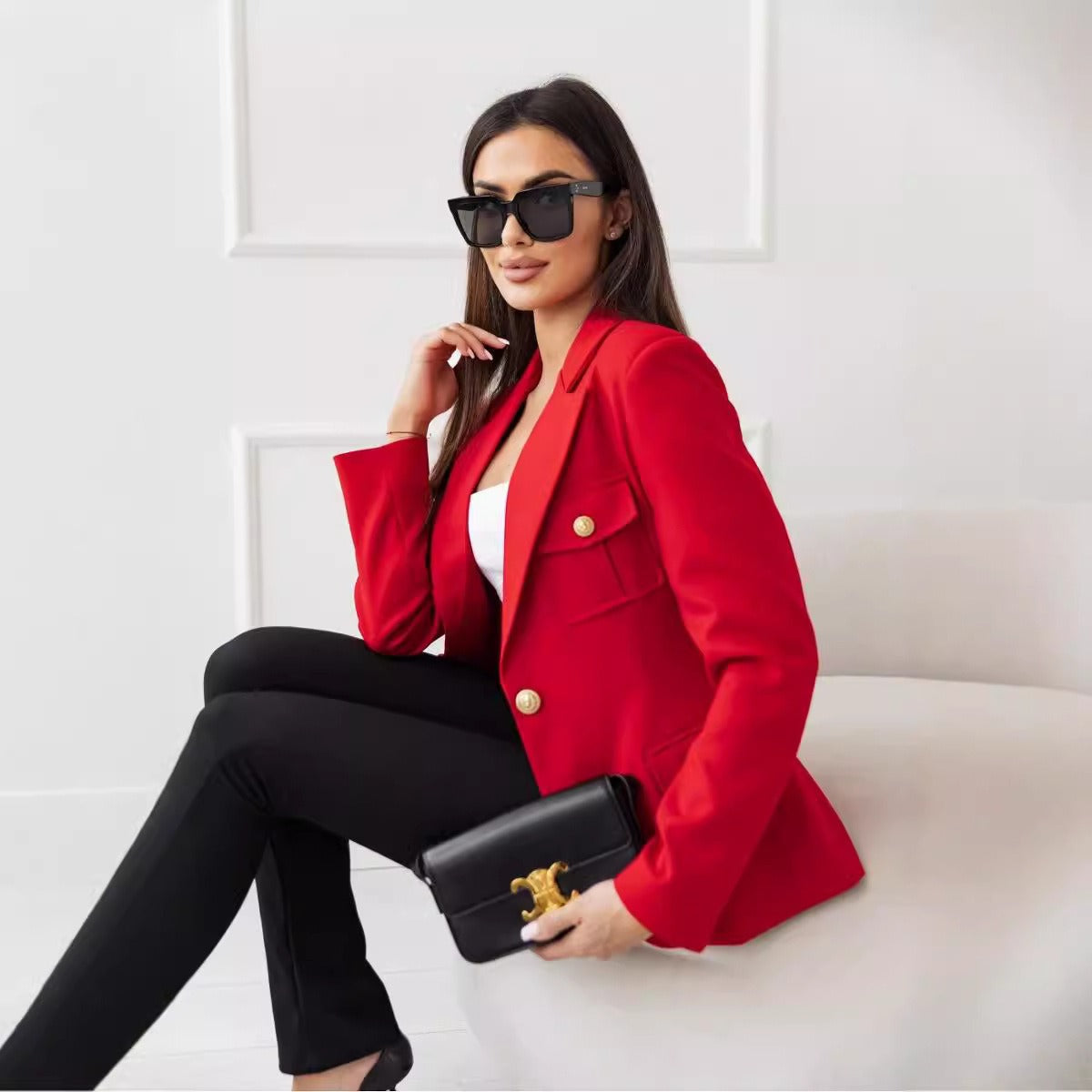 WW | Tailored fit Double-breasted Lapel collar Long sleeves
