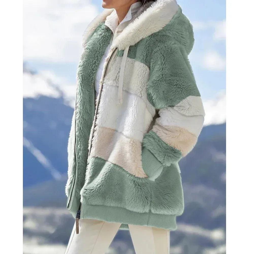 WW | Damen Fleecejacke – Oversized Fit – Plüsch Teddy Textur – Kapuze mit Reißverschluss