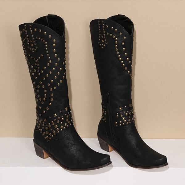 WW | High Boots With Metal Studs And Chunky Heel