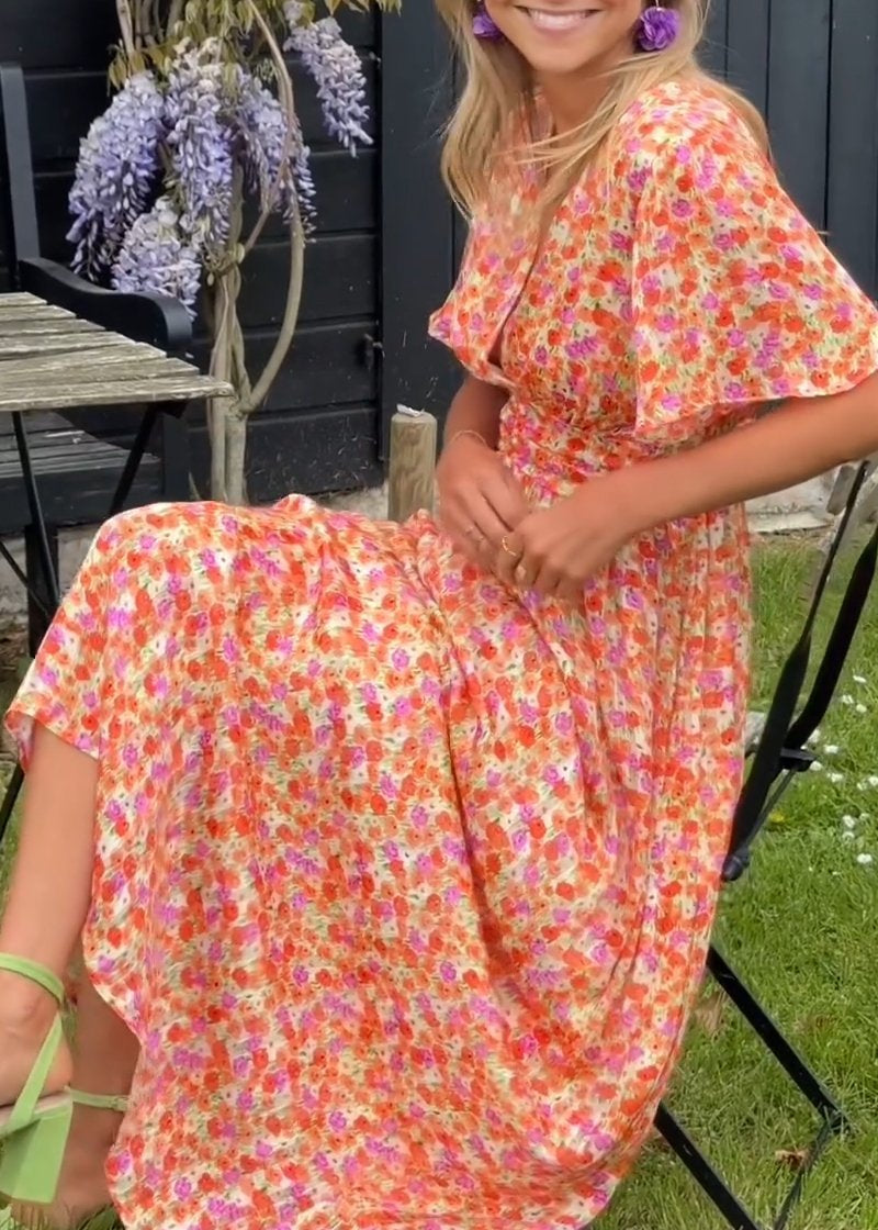 Sandie – Perfect Floral Dress for Spring