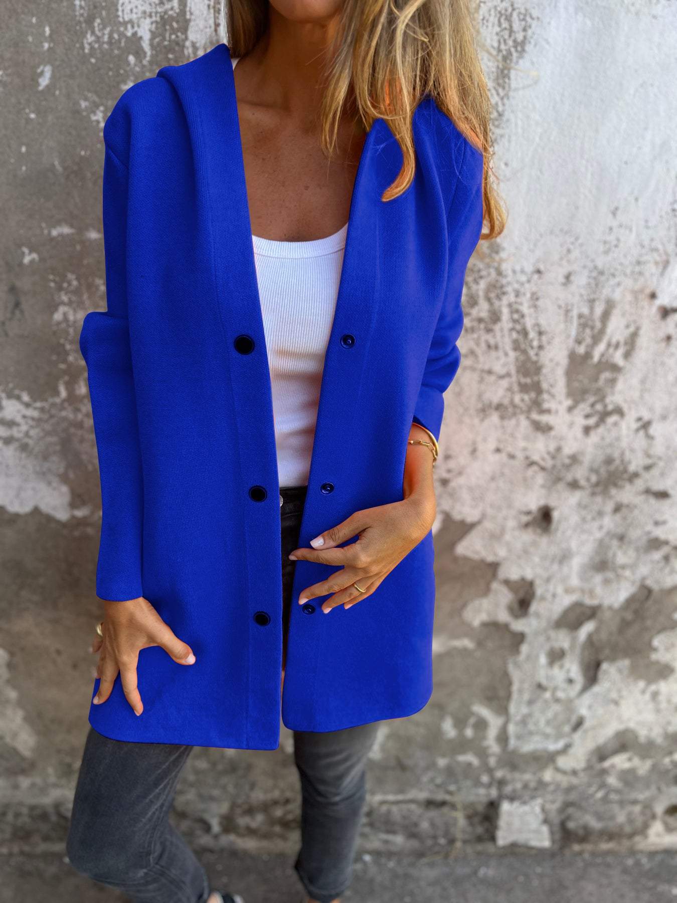 WW | lässige Jacke mit Kapuze und einfacher Knopfleiste