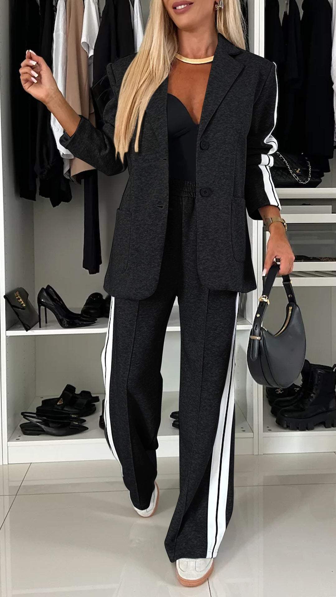 WW | and stylish winter garment