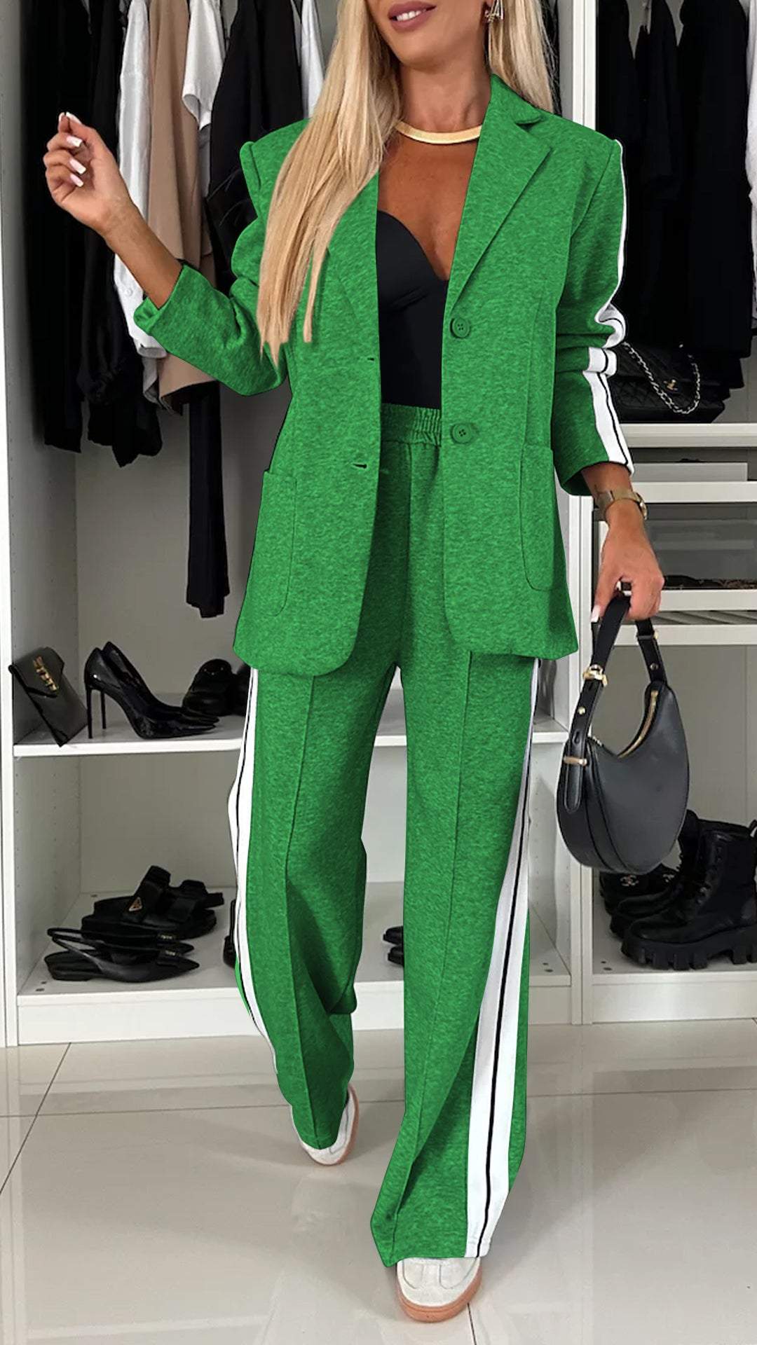 WW | and stylish winter garment