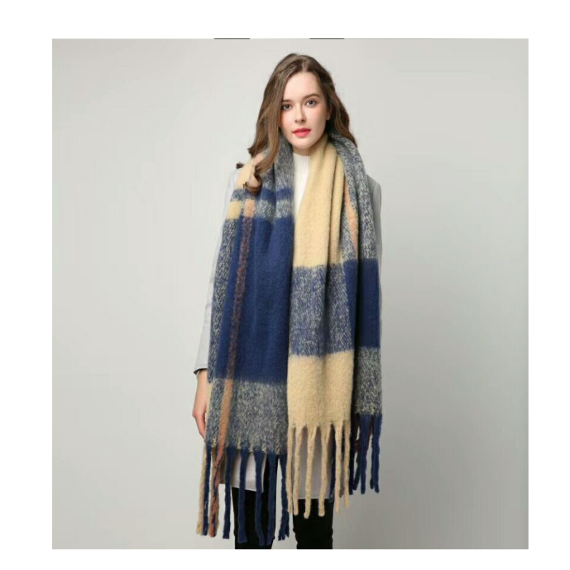 WW | Ladies' Scarf with Soft Plaid Pattern and Fringes