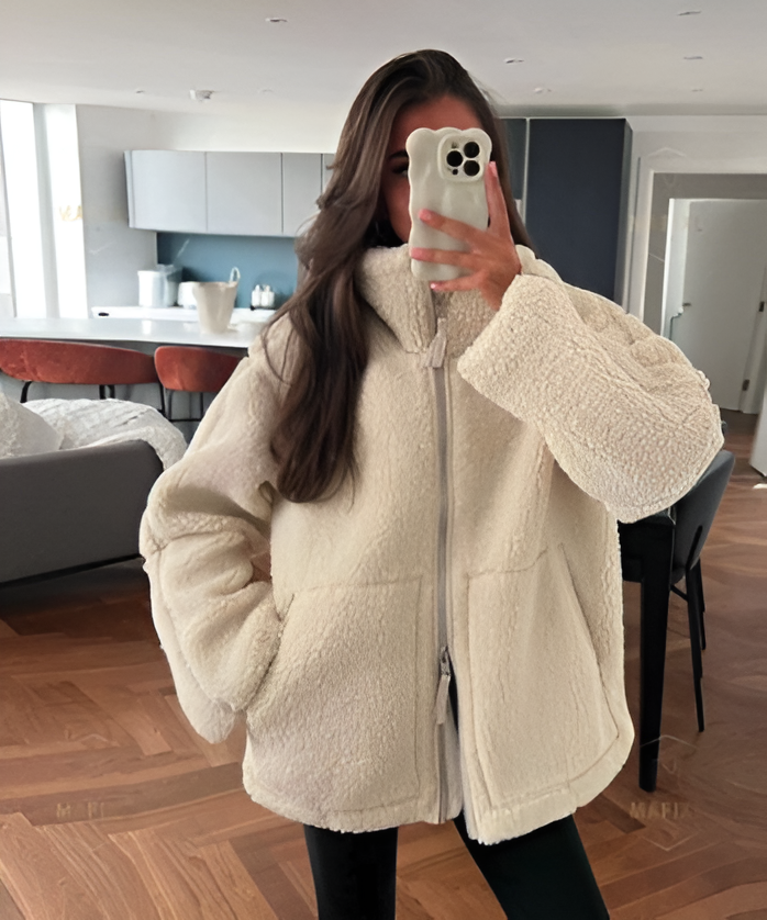 WW | Douillet Teddy Jacket Cream for Elegant Comfort