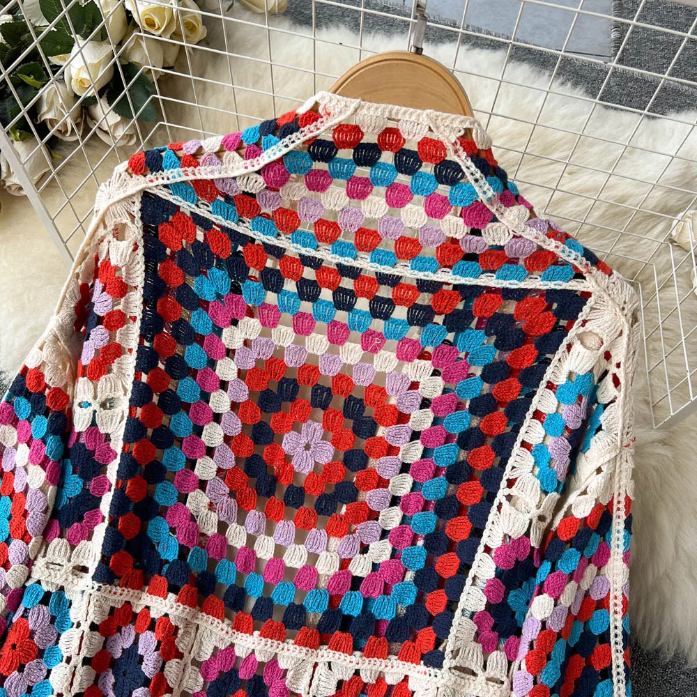 WW | Long cardigan in multicolored, bohemian and authentic crochet style