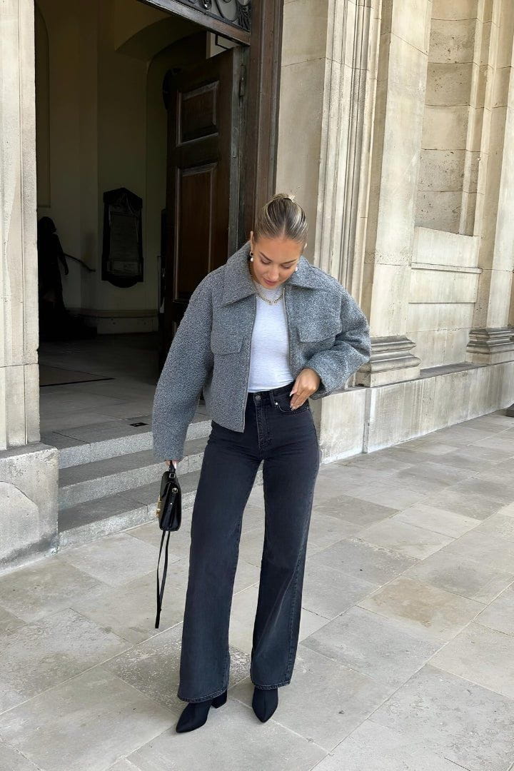 WW | Modern and structured grey wool jacket with zip