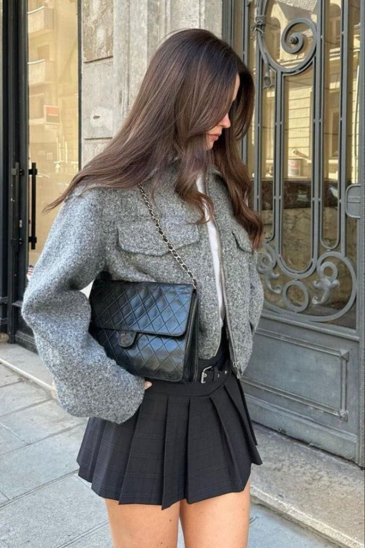 WW | Moderne und strukturierte graue Wolljacke mit Reißverschluss
