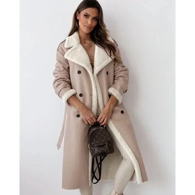 WW | Long Winter Coat Made of Faux Leather & Warm, Elegant Fur