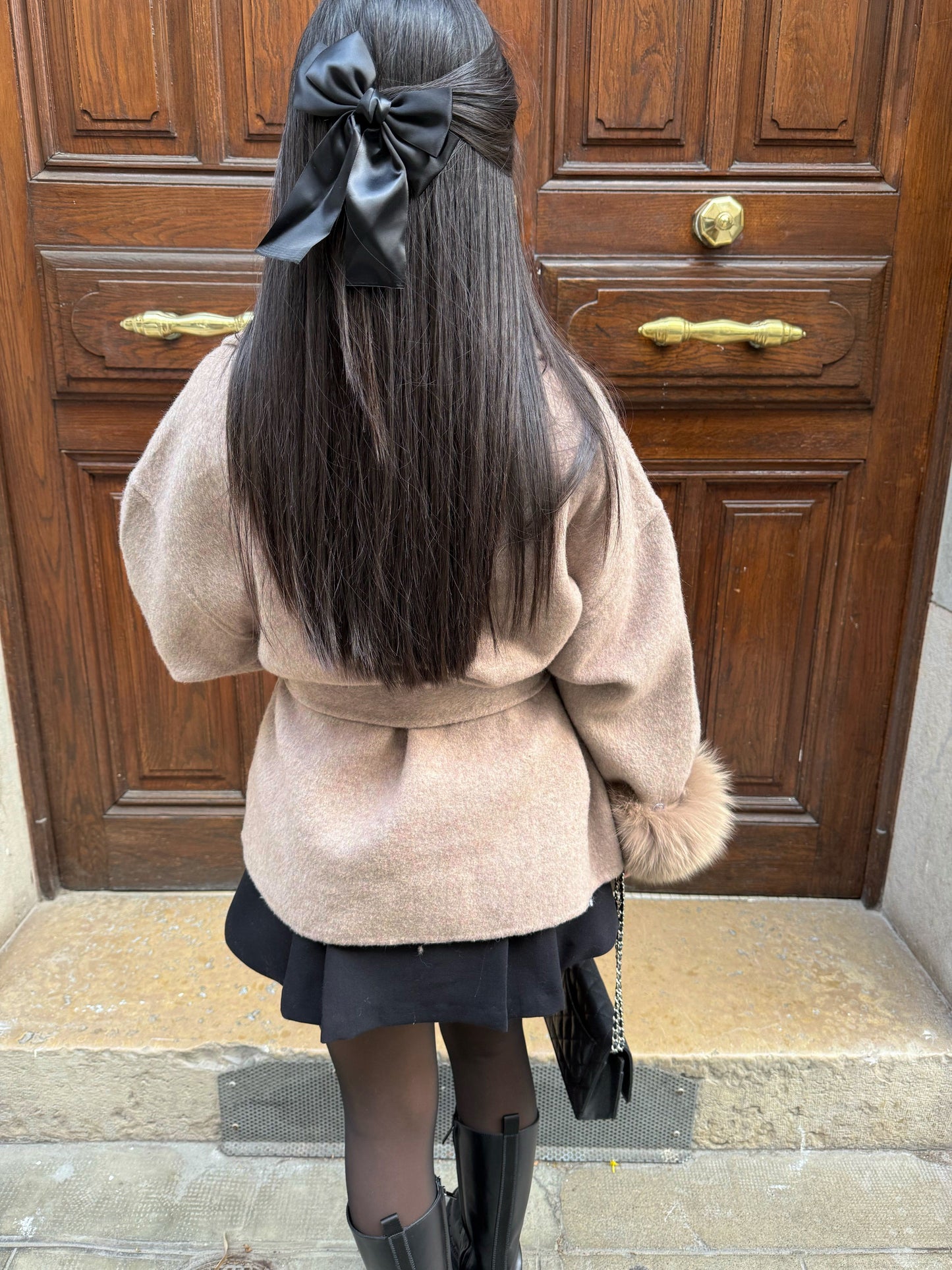 WW | Cape Elegante mit Falschem Fell Chic & Raffinierter Aussehen Sophistiziert