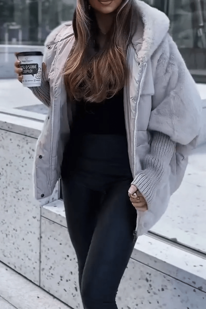 WW | Oversized Down Jacket with Faux Fur Warmth & Elegance Style Winter Trend