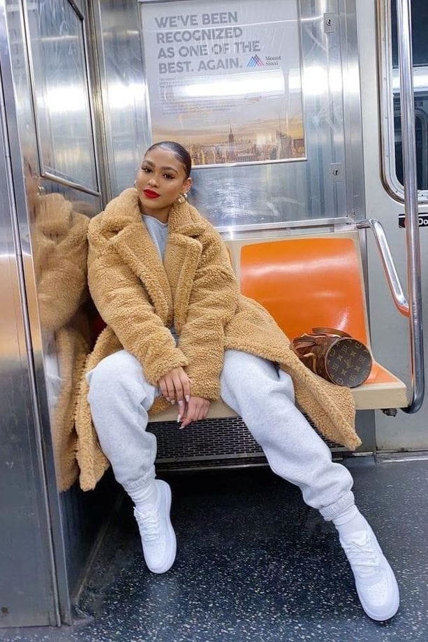 WW | Women's Winter Coat with Sheepskin Effect & Elegant Warmth