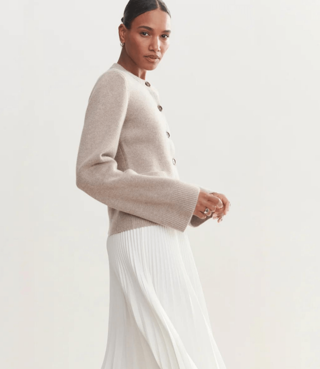 WW | Chic and timeless wool jacket with buttons