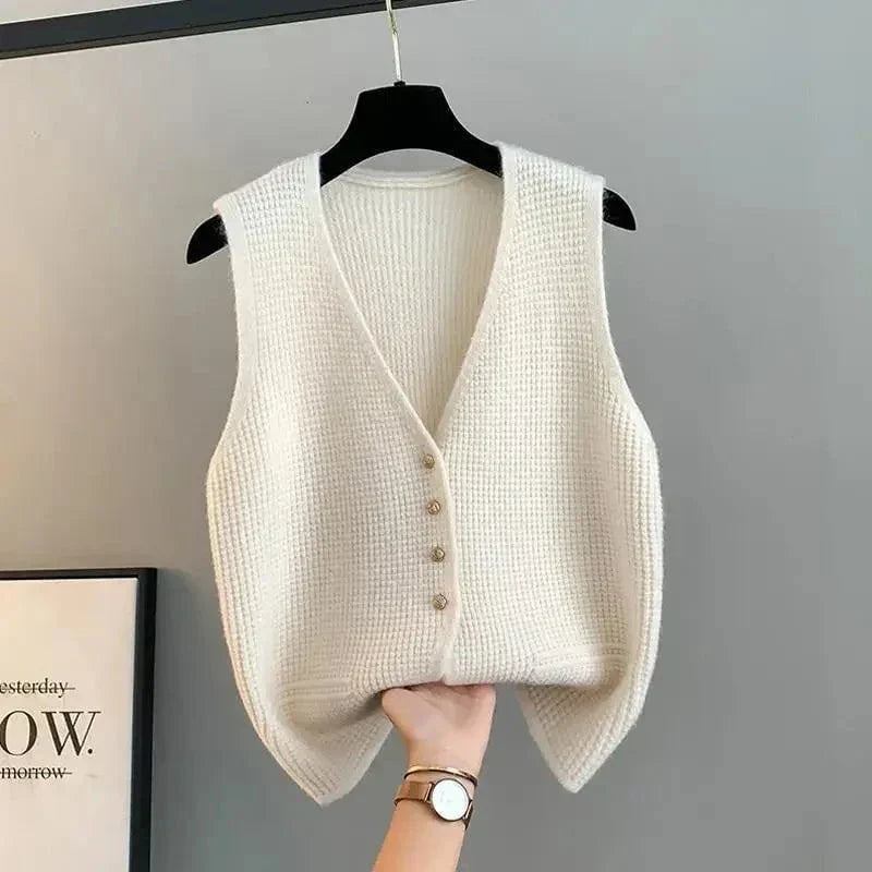 WW | Sleeveless vest elegant buttons minimalist and chic style