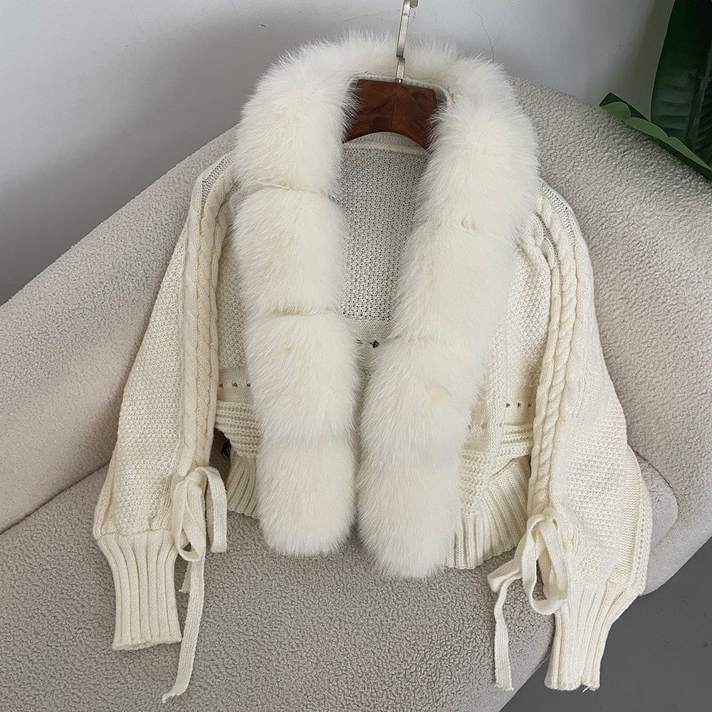 WW | Knitted Vest with Faux Fur Collar Elegance & Warmth Feminine and Refined