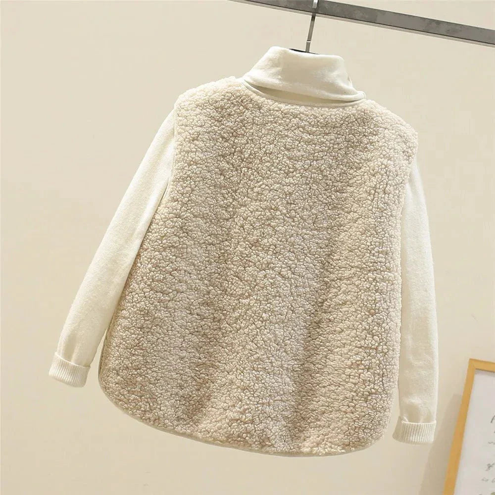 WW | Sleeveless Vest Sheep Wool Effect Warmth and Casual Style