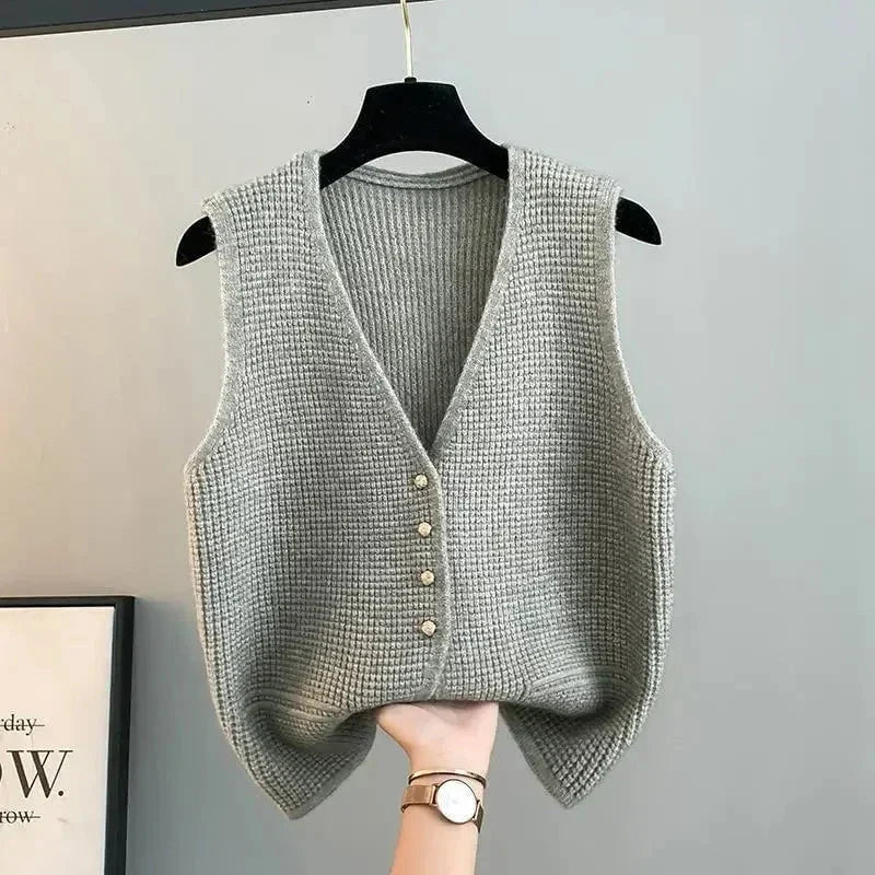 WW | Sleeveless vest elegant buttons minimalist and chic style