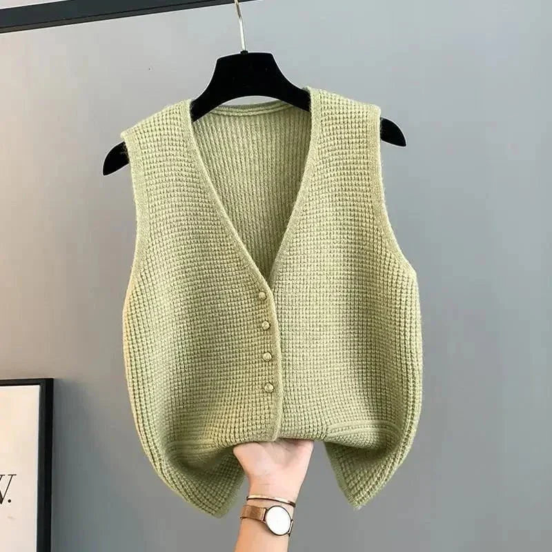 WW | Sleeveless vest elegant buttons minimalist and chic style