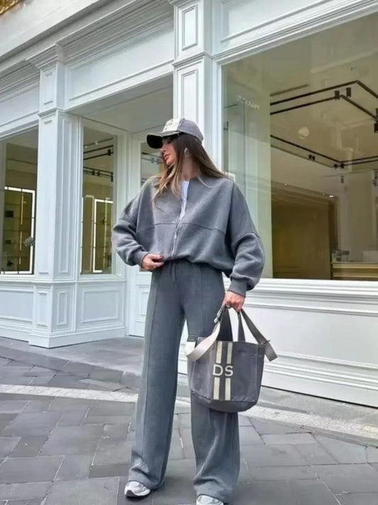 WW | Weites Lounge-Set mit Reißverschlussjacke