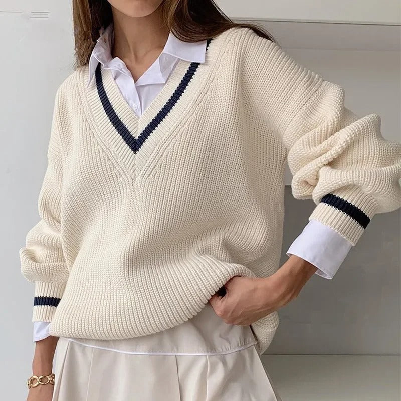WW | Elegant women's knit sweater with V-neck – sophisticated look