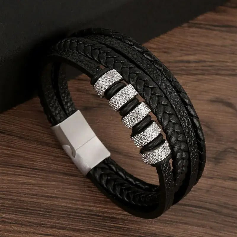 WW | Robust Genuine Leather Bracelet with Buckle