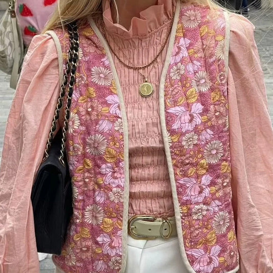 WW | Women's Sleeveless Floral Vest
