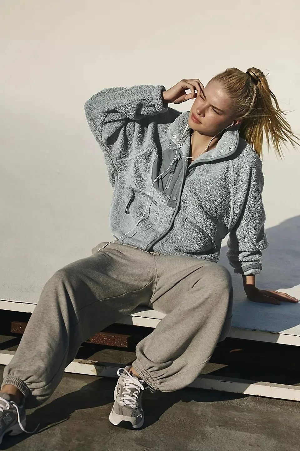 WW | Warm fleece jacket with pockets