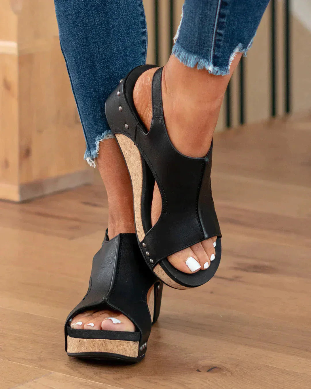 WW | Mid-Heel Sandals
