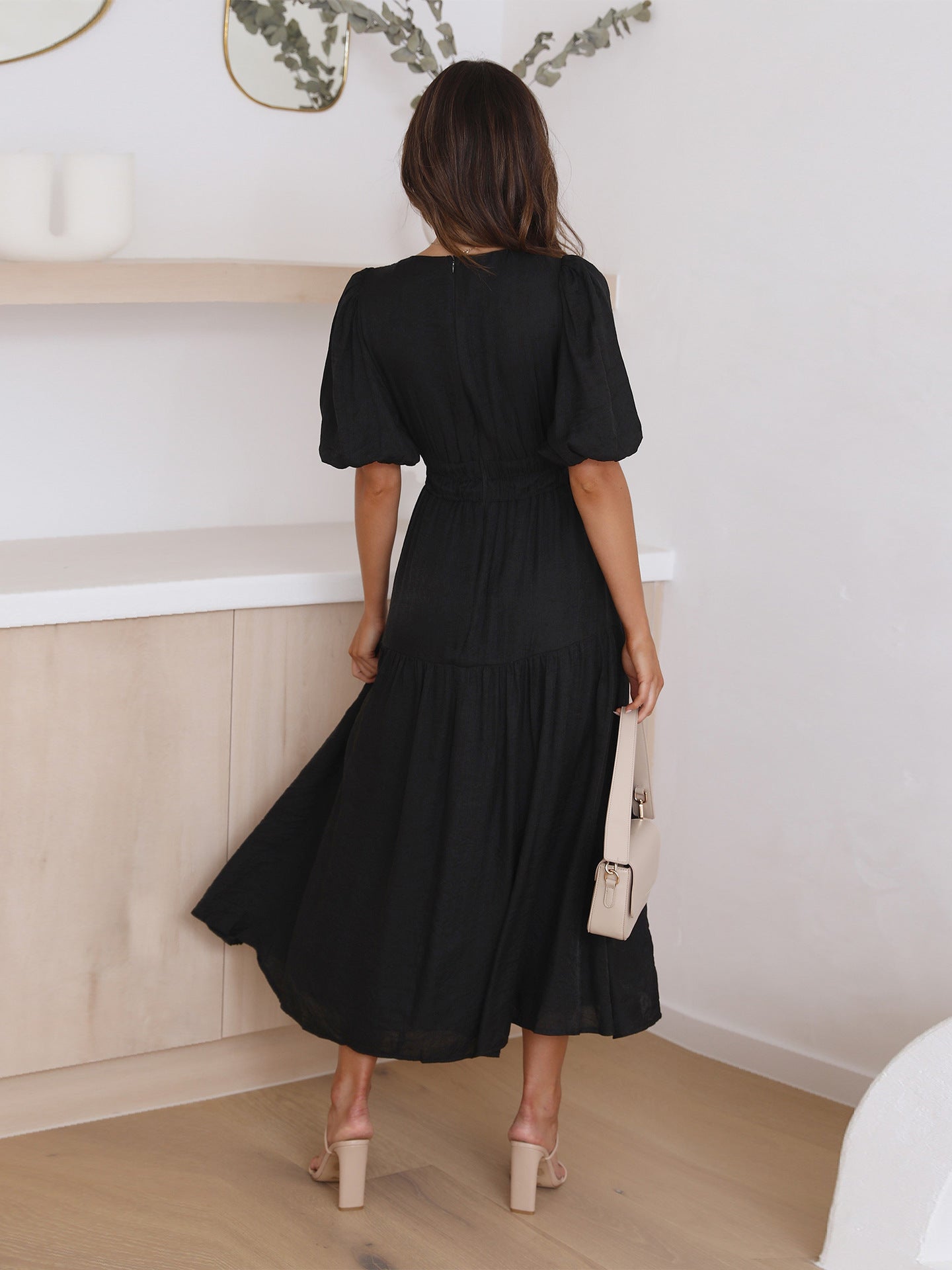 WW | Elegantes Kleid mit Puffärmeln