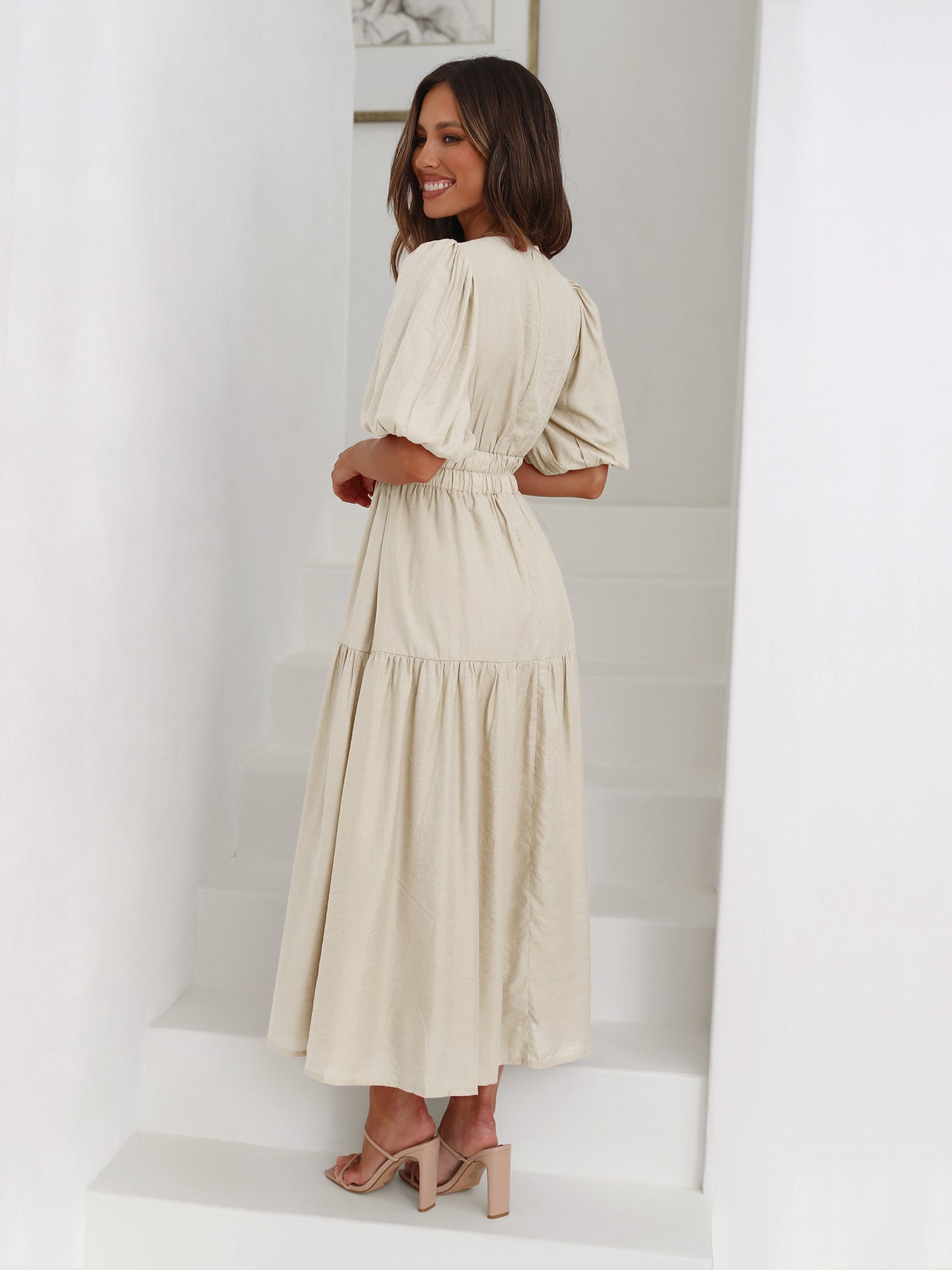 WW | Elegantes Kleid mit Puffärmeln
