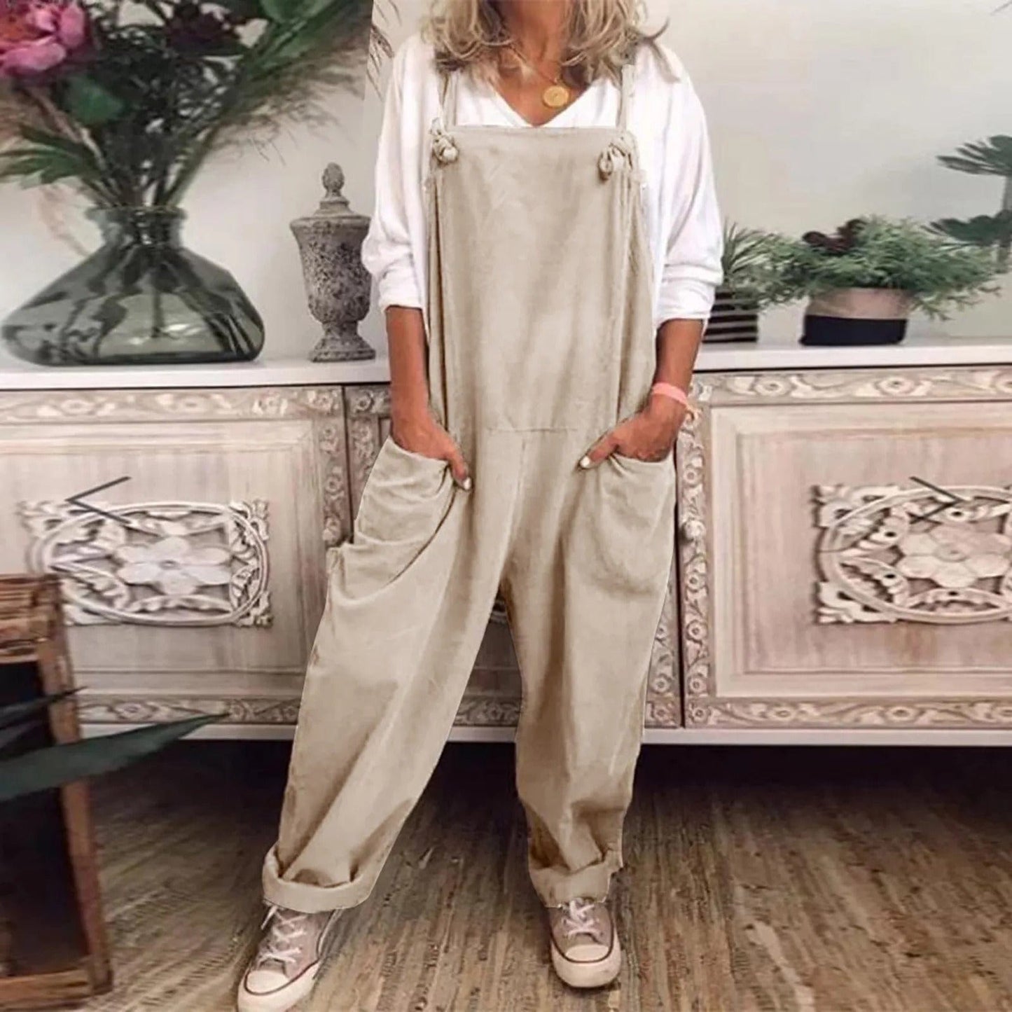 Overall in loosely knit polyester and elastane