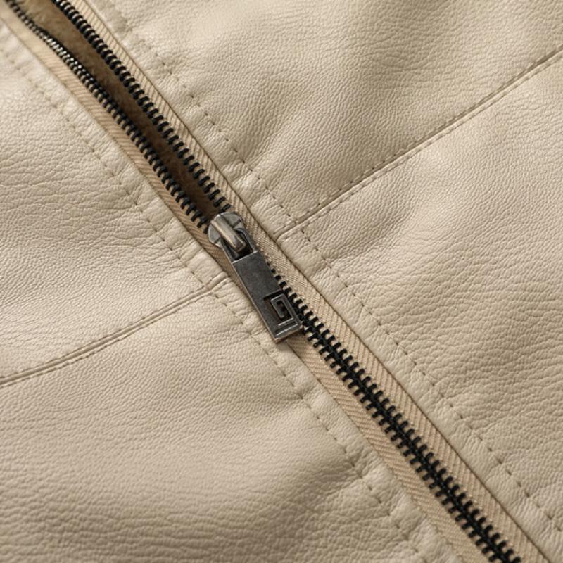 WW | Hood and Multiple Pockets