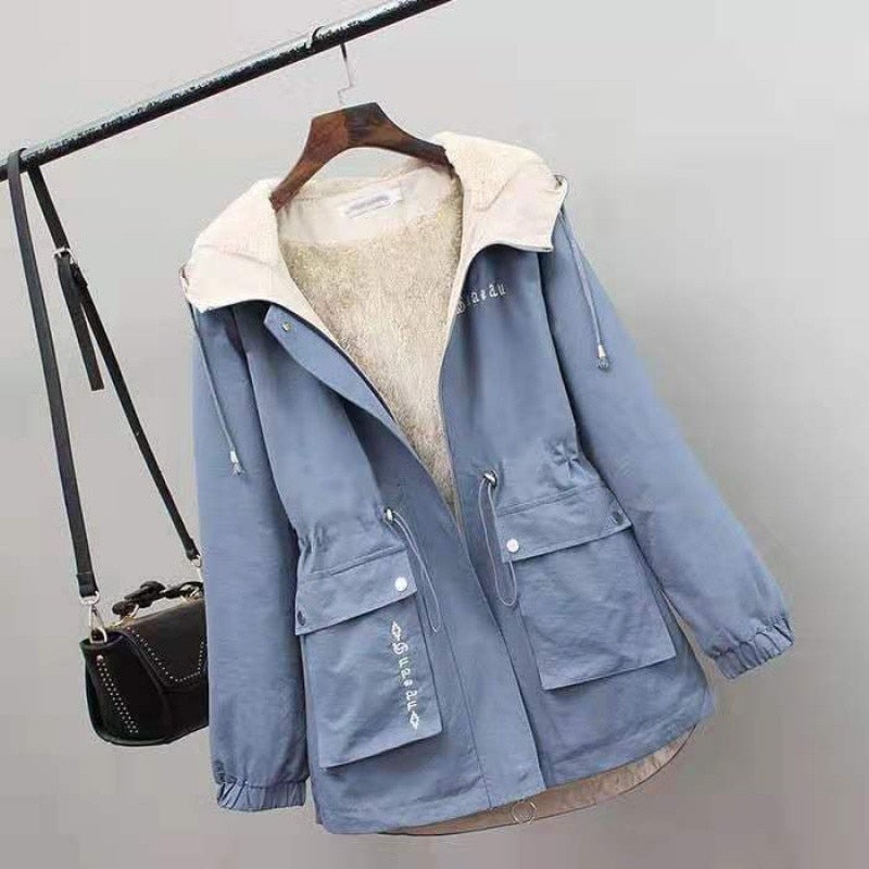 WW | Fashionable Windbreaker