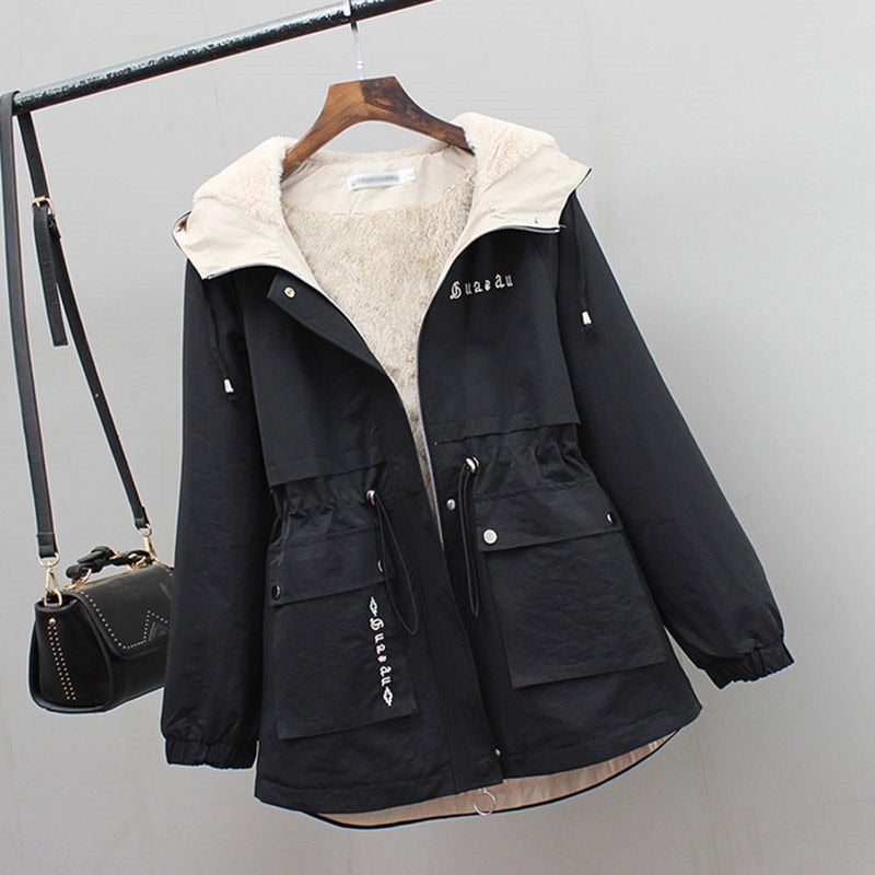 WW | Fashionable Windbreaker