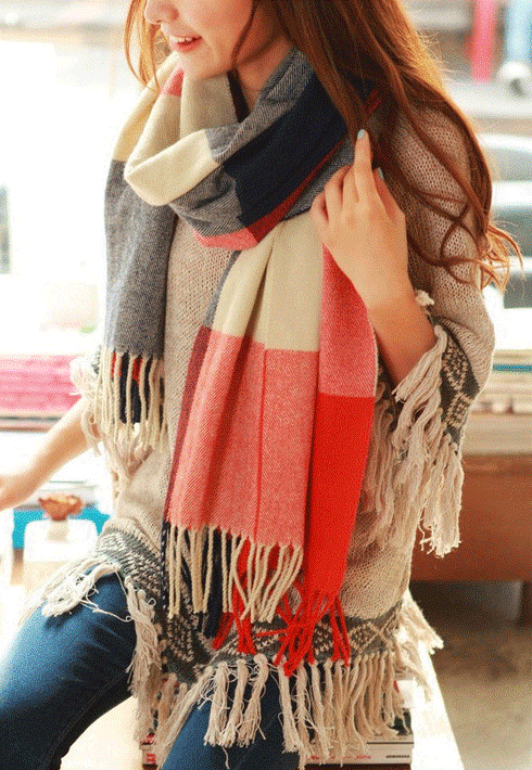 WW | Scarf with Cashmere Feel & Diamond Pattern
