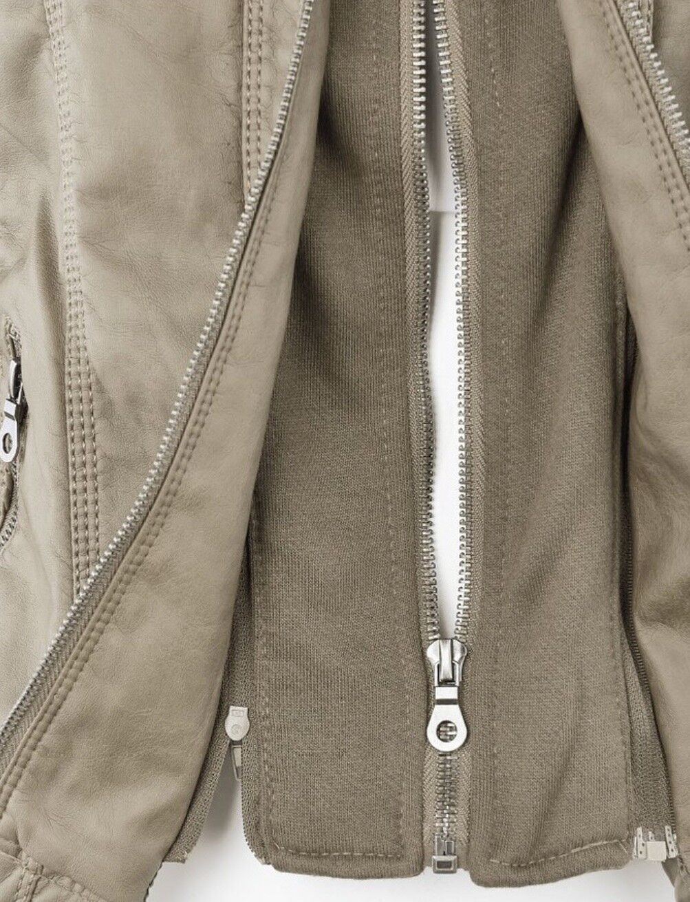 WW | Leather Jacket Unique & Stylish