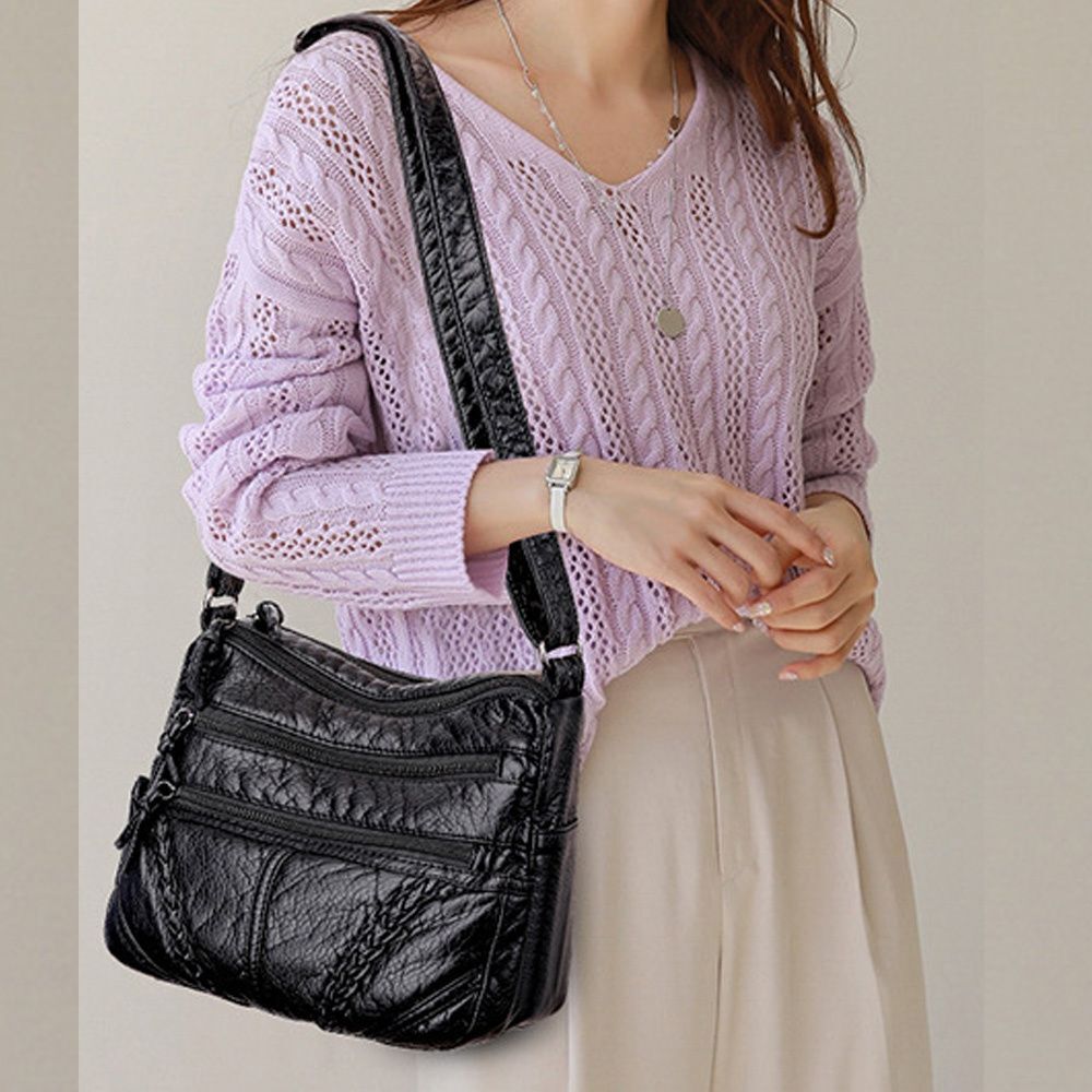 W&W - Casual Shoulder Bag Made of Soft Leather