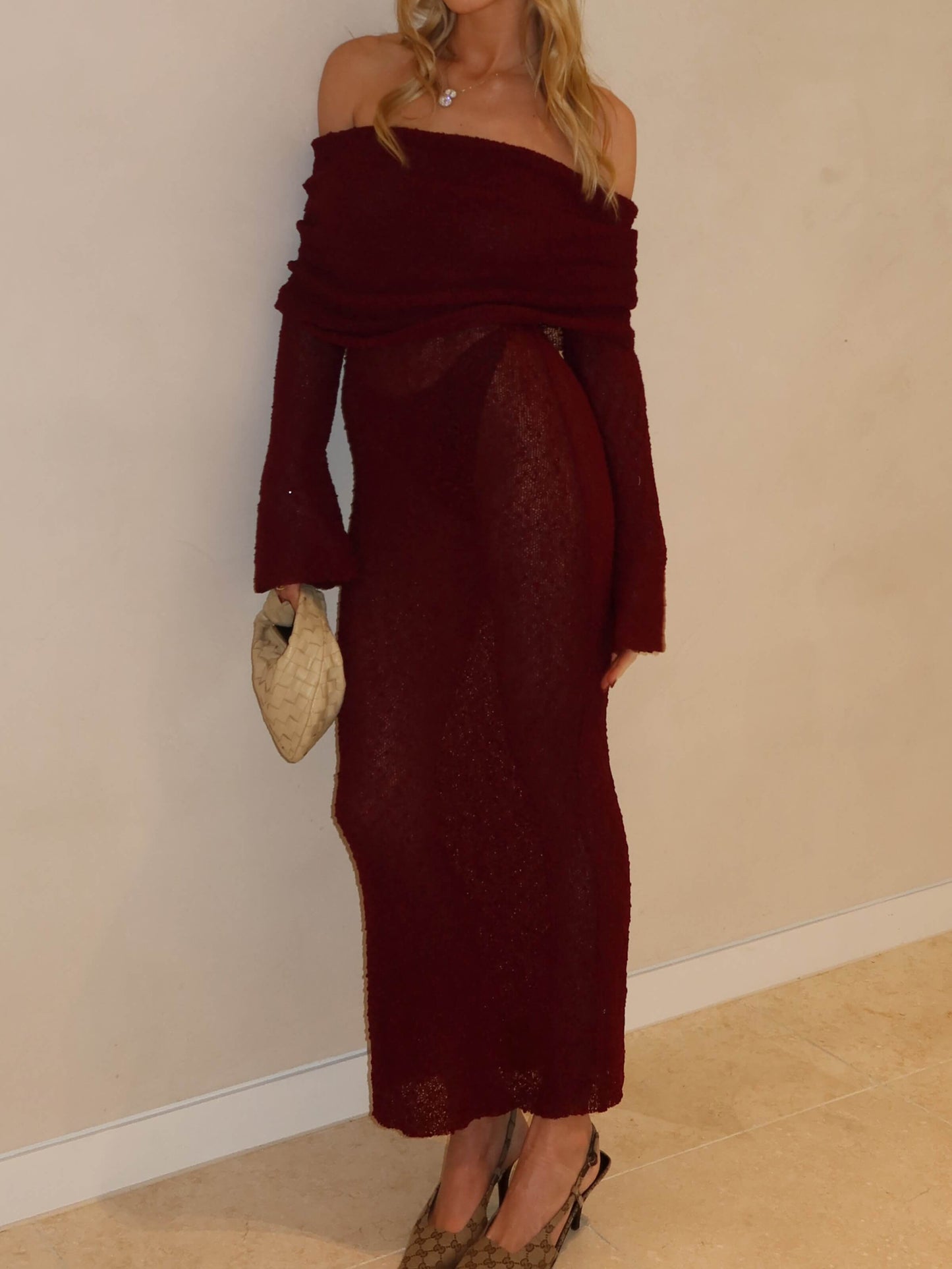 Kenvira™ | Off-the-shoulder dress