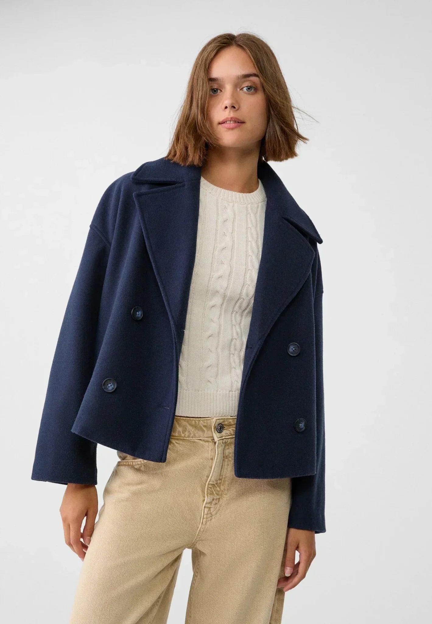 WW | Short Autumn Jacket in Double-Button Style