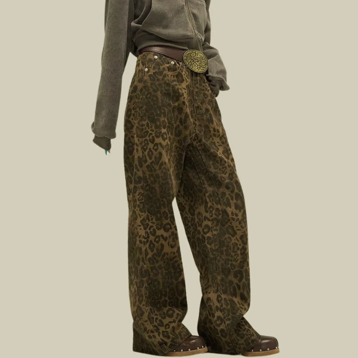 WW | Virale Jeans mit Leopardenmuster