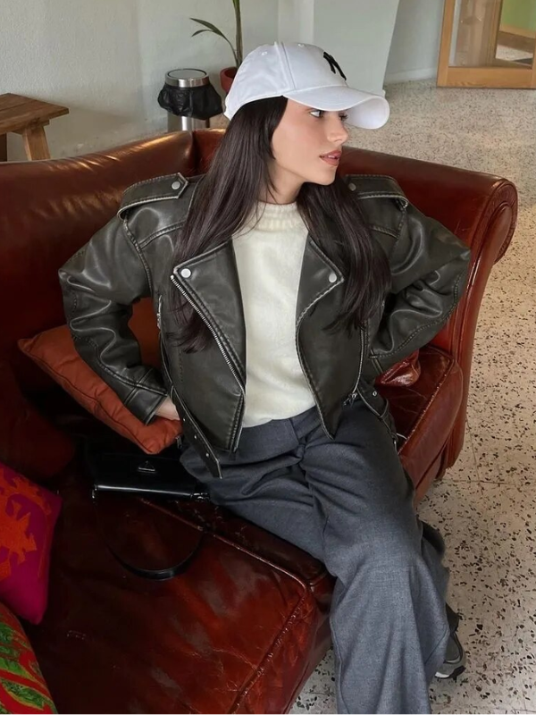WW | Cropped Biker Jacket Vintage & Stylish